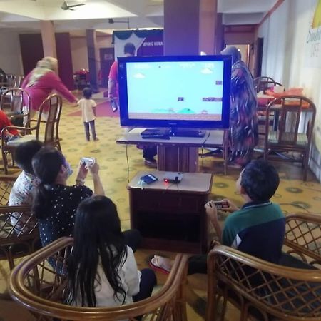Mersing Merlin Inn Esterno foto
