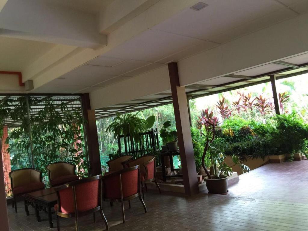 Mersing Merlin Inn Esterno foto