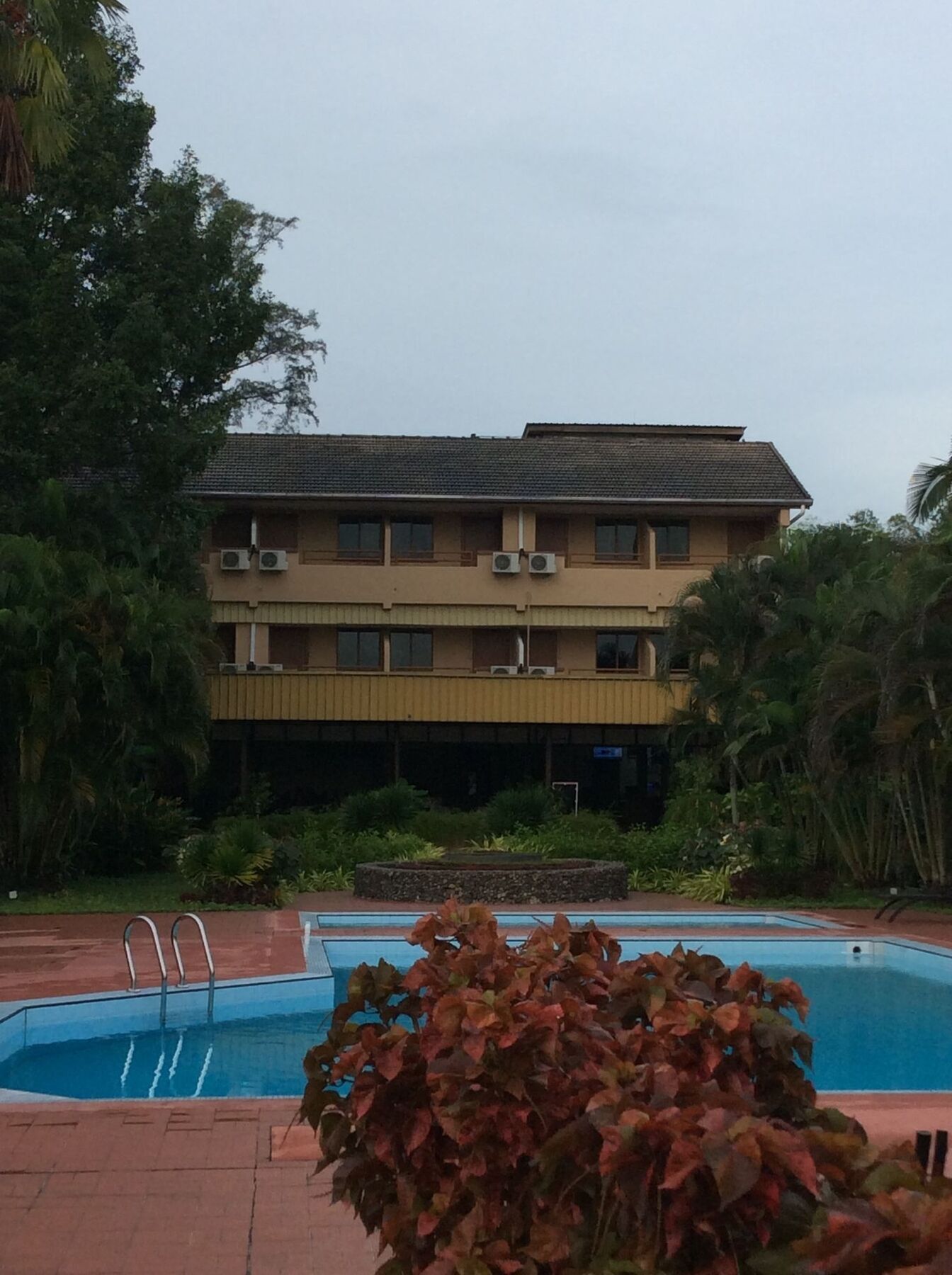 Mersing Merlin Inn Esterno foto