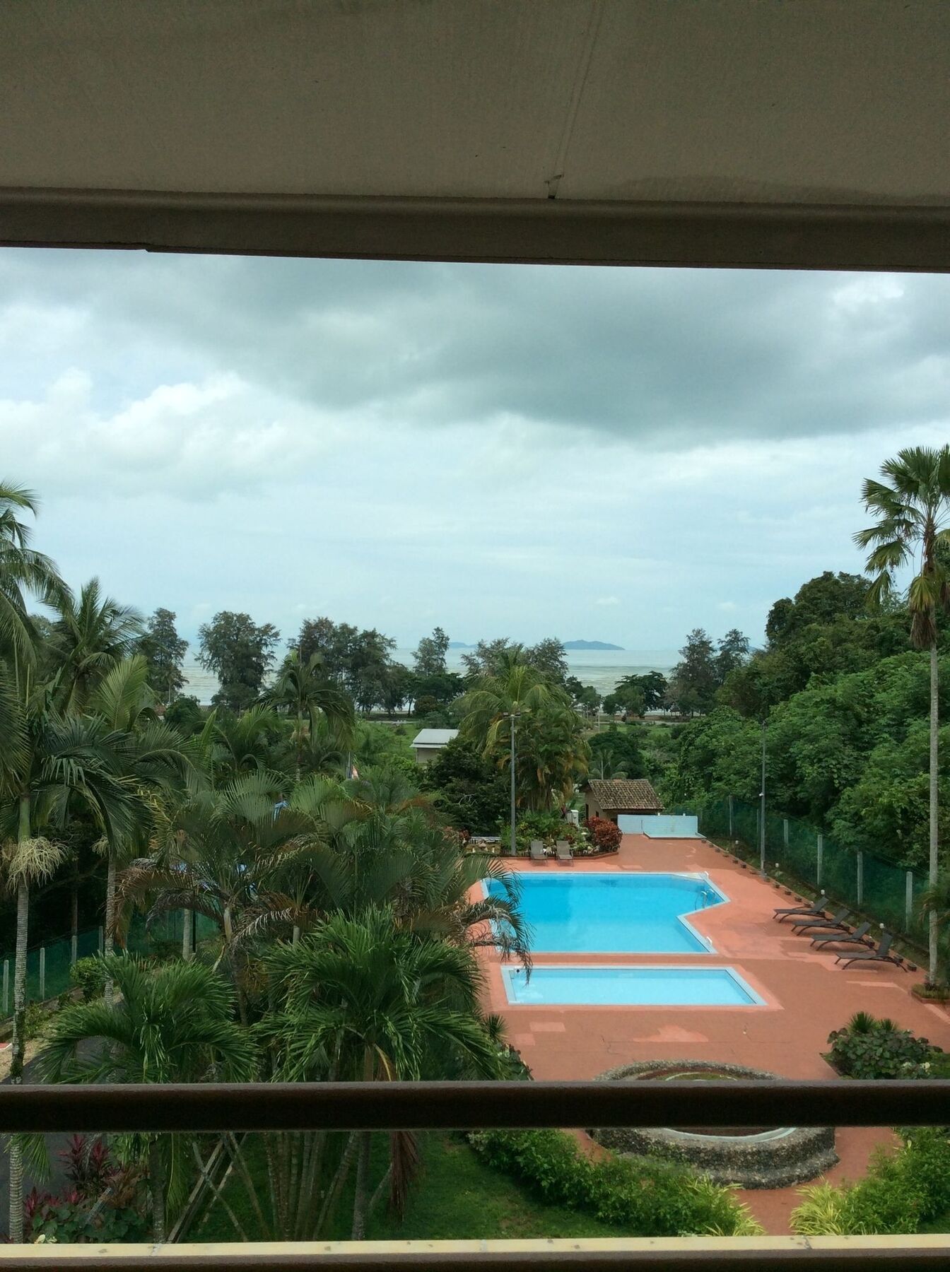 Mersing Merlin Inn Esterno foto